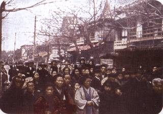 ������ ��������� � ����������